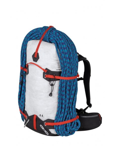 Sac à dos marque Ferrino Instinct 30+5L ultra-léger en Dyneema
